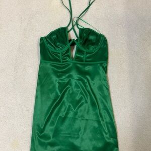 Elegant Green Backless Dress